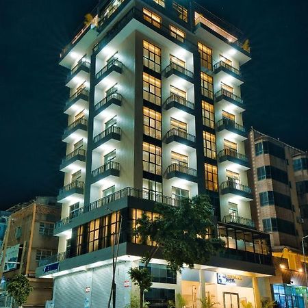 Kibo Palace Hotel Moshi Bagian luar foto